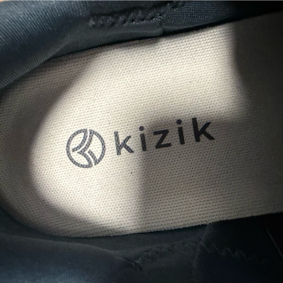 Kizik Athletic Shoes - Navy - Picture 3 of 4
